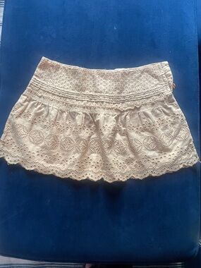 American Eagle Outfitters Cream Eyelet Mini Skirt